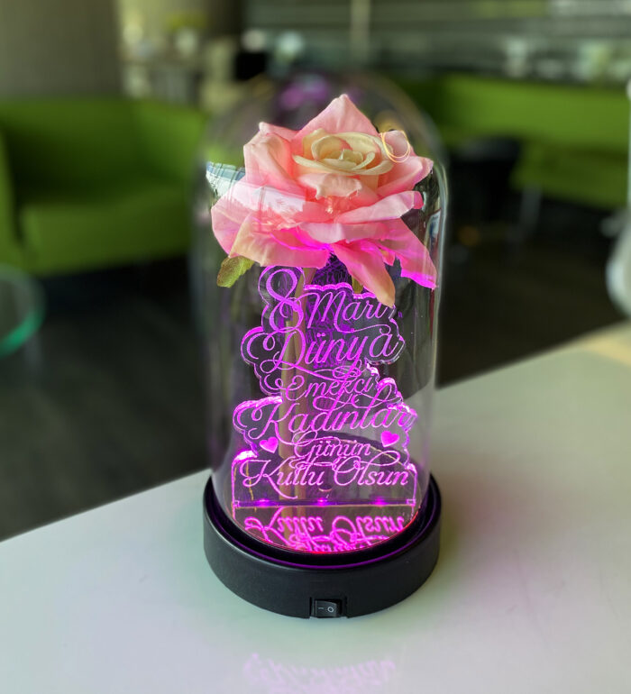 8 mart emekci kadinlar gunu pembe gullu cam fanus pembe gul hediye ci 6569 69 B