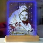 Kişiye Özel Resimli Dikey Dikdörtgen Ahşap Altlıklı Led Gece Lambası